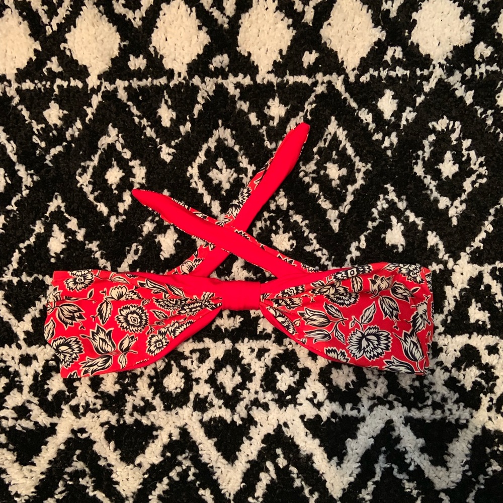 🌹 bathing suit top 🌹